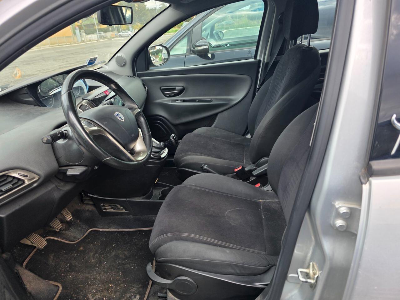 Lancia Ypsilon 1.3 MJT 16V 95 CV 5 porte S&S Gold