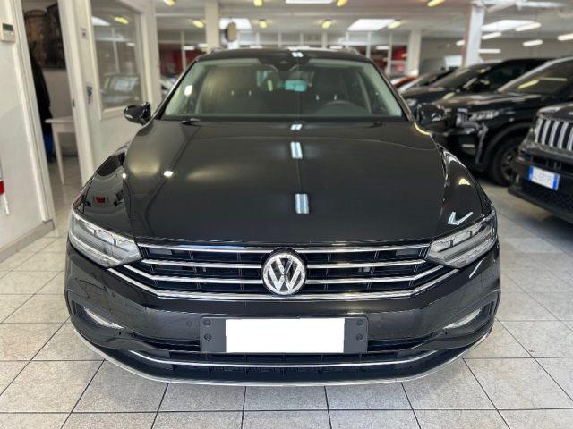VOLKSWAGEN Passat Variant 2.0 TDI SCR 190 CV 4MOTION DSG Executive BMT