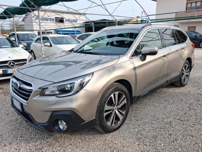 Subaru Outback 2.5i Premium lineartronic