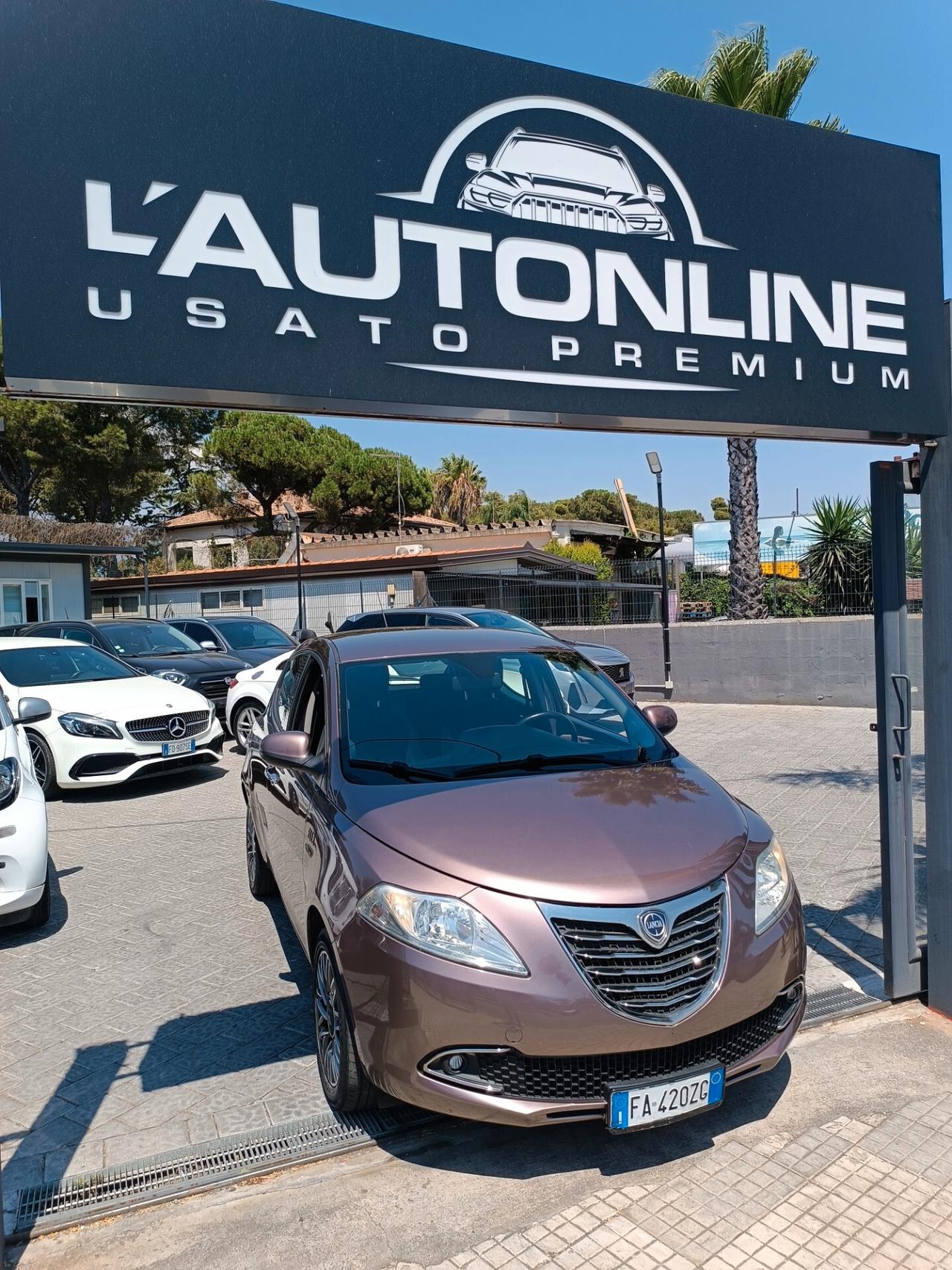 Lancia Ypsilon 0.9 TwinAir 8 Elle Automatica