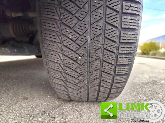 FORD Ranger Thunder 2.0 TDCi aut. 213 CV Wildtrak 5 p.GAR INCL