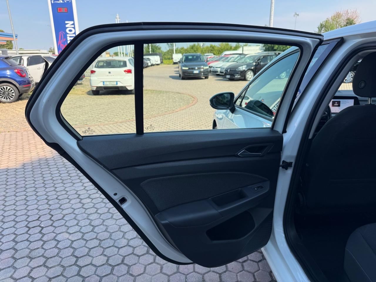 Volkswagen Golf 2.0 TDI 115 CV SCR Life