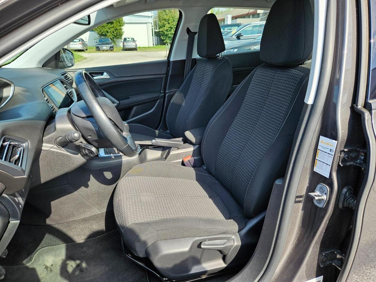 Peugeot 308 BlueHDi 130 S&S Active Pack