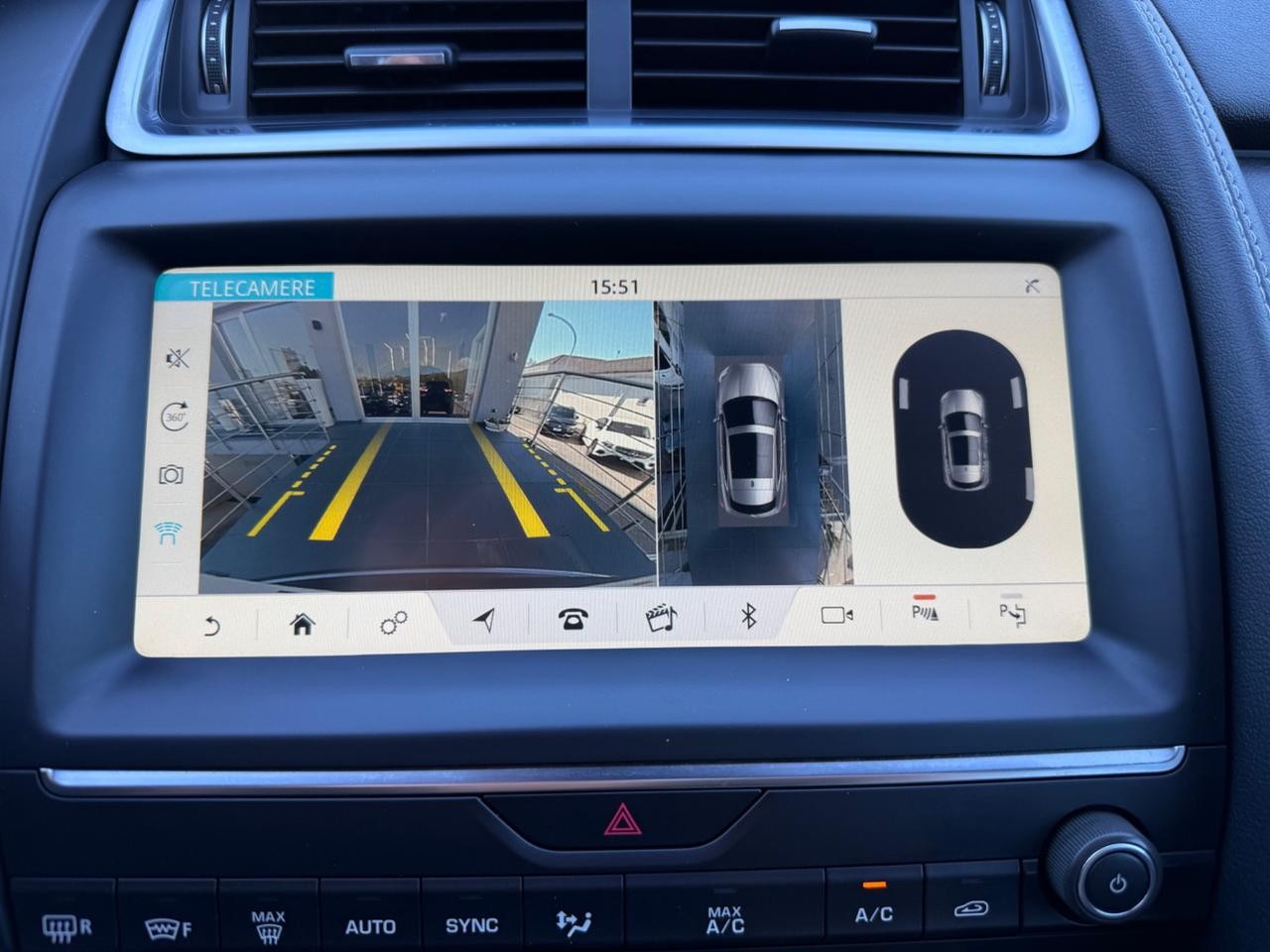 Jaguar E-Pace 2.0D 180 CV AWD aut. R-Dynamic