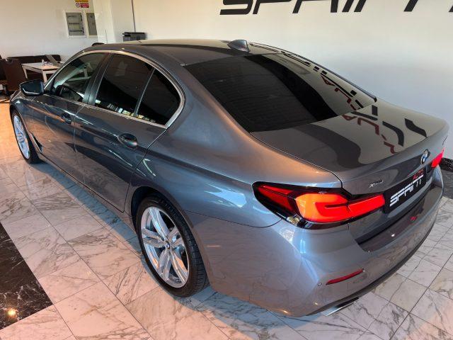 BMW 530 d Berlina 249cv xDrive Business StepTronic 48V