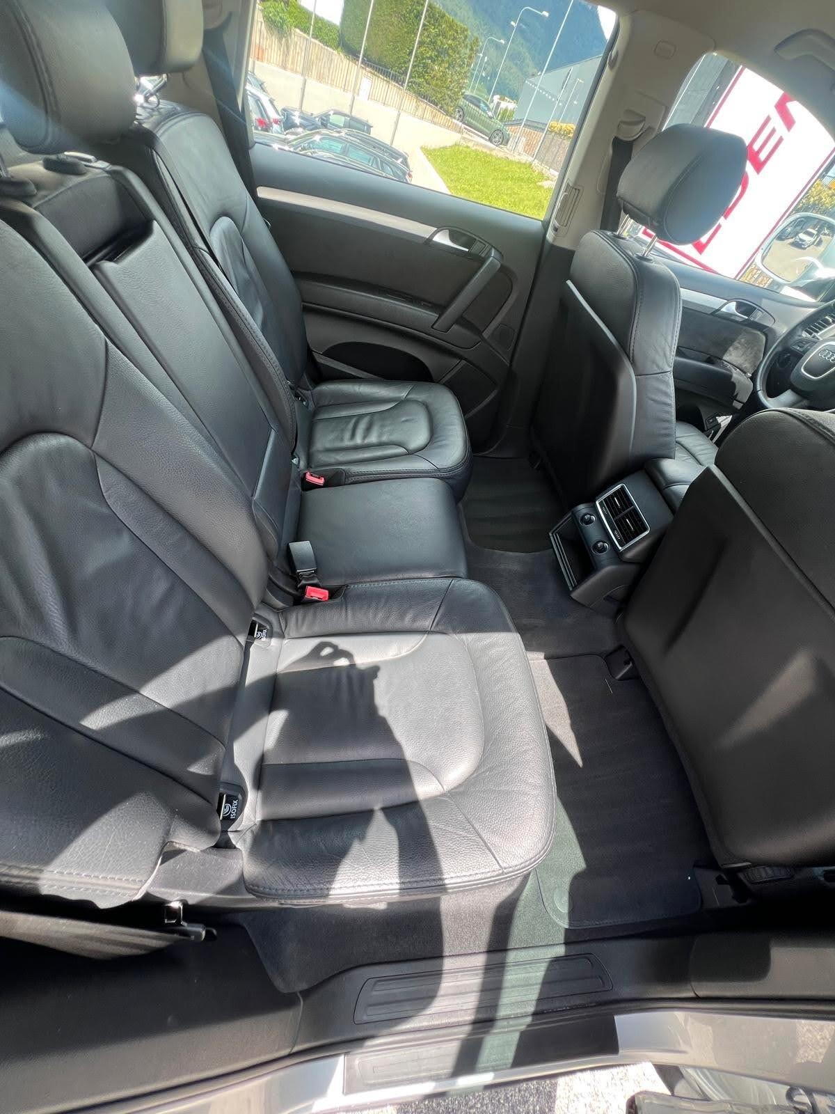 Audi Q7 3.0 V6 TDI 233CV quattro tiptronic