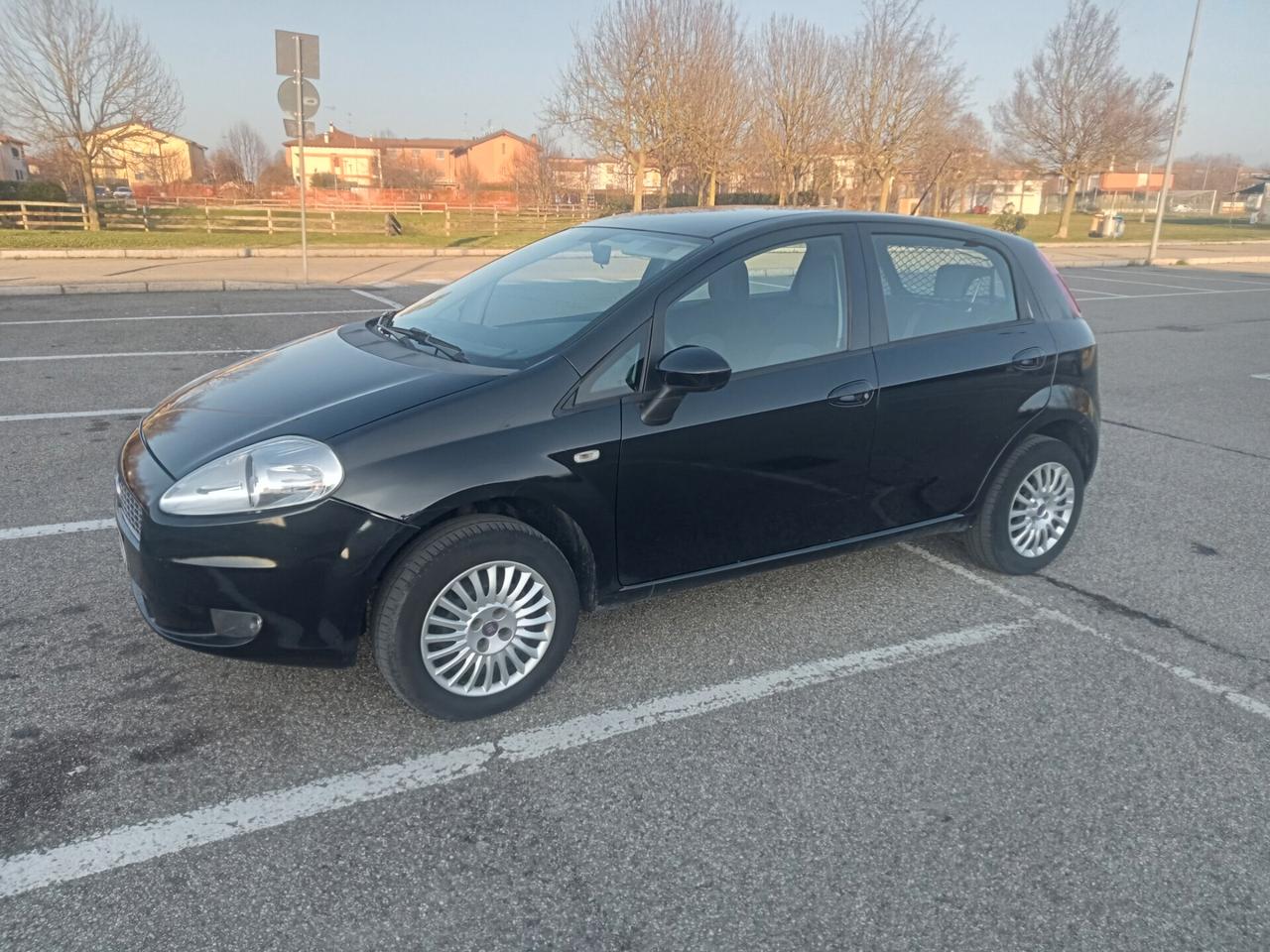 Fiat Grande Punto 1.4 - 5 porte Natural Power OK Neopatentati