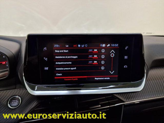 PEUGEOT 2008 BlueHDi 110 S&S Allure