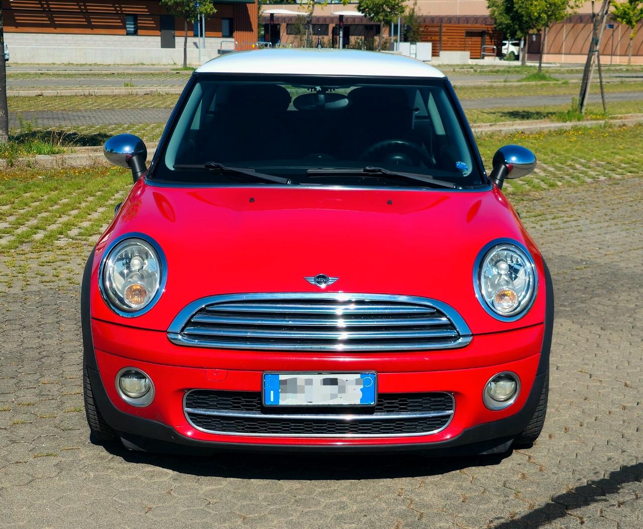 MINI COOPER D R56 OK NEOPATENTATI GARANZIA 12 MESI