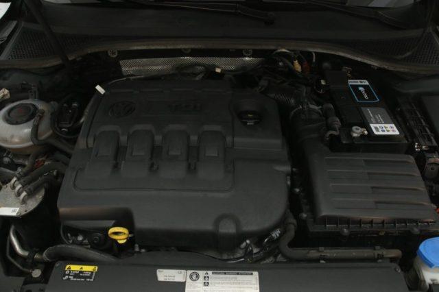 VOLKSWAGEN Passat Variant 2.0 TDI Business BMT Navigatore/Vetri oscurati