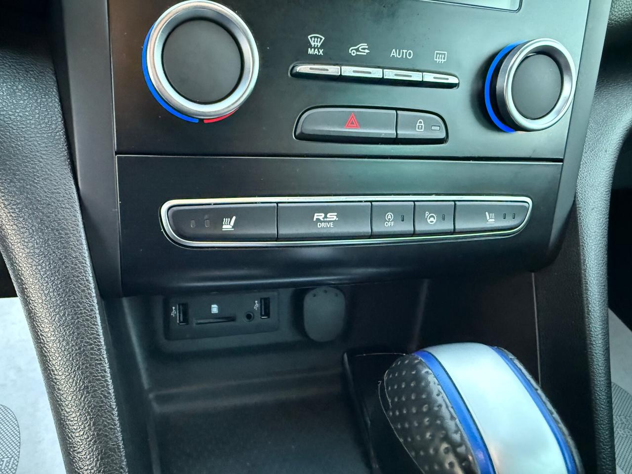 Renault Mégane TCe 205 CV EDC GT 4Control