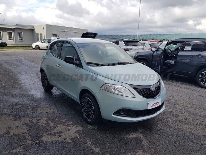 Lancia Ypsilon 1.0 firefly hybrid Oro s&s 70cv