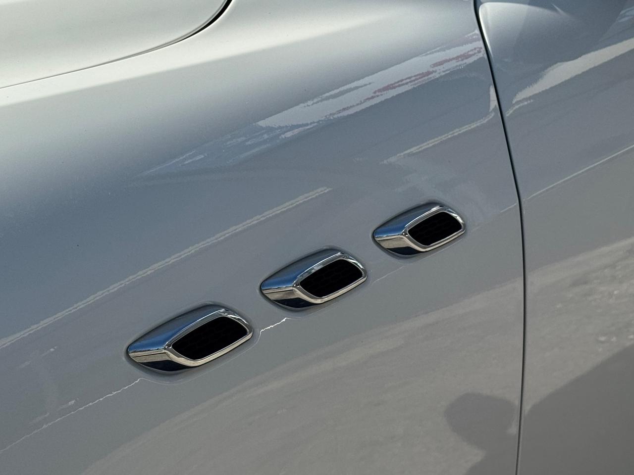 MASERATI LEVANTE 3.0 D V6 250 GRANSPORT IVA ESPOSTA