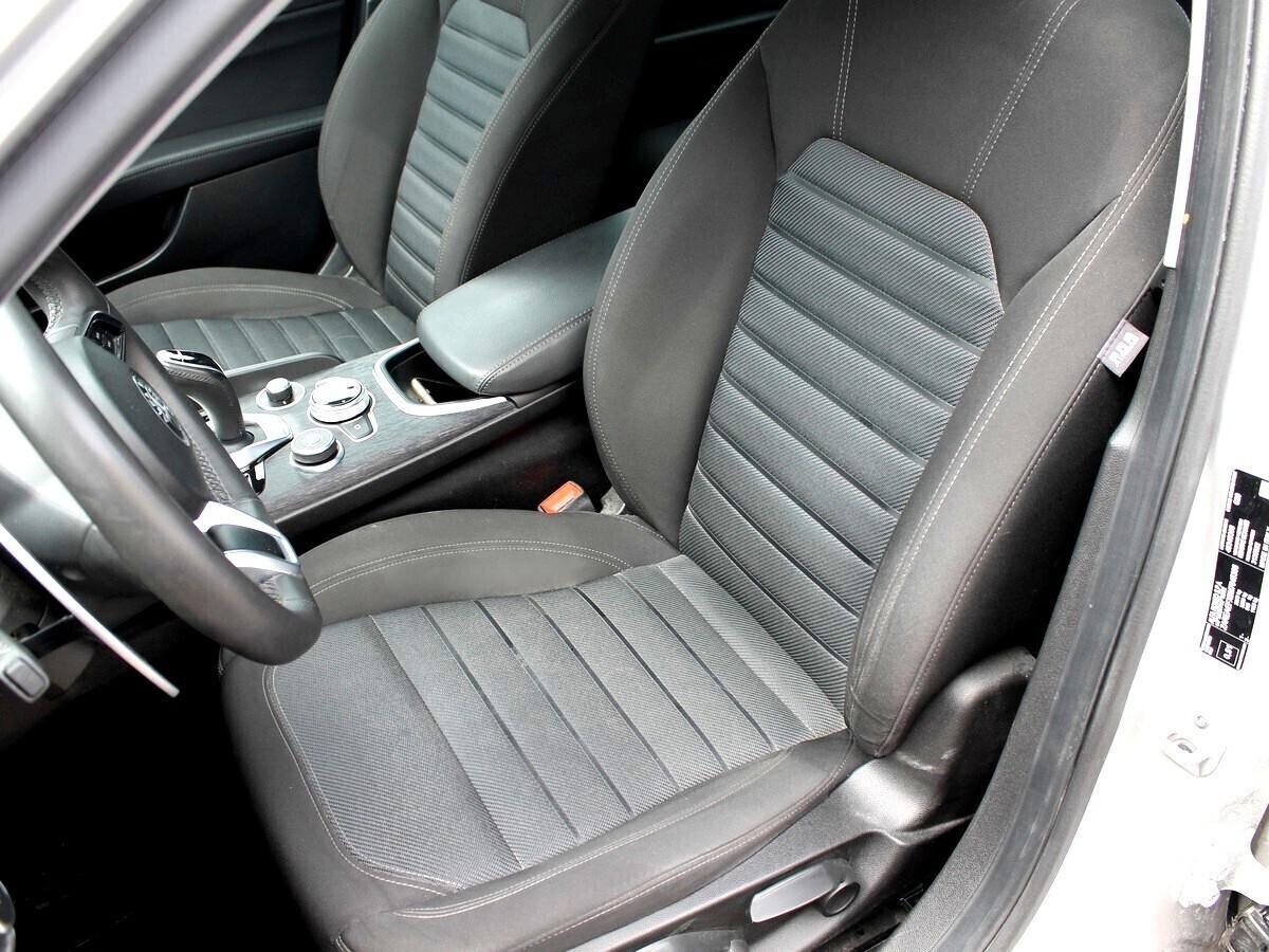 Alfa Romeo Giulia 2.2 Turbodiesel 160 CV AT8 Business