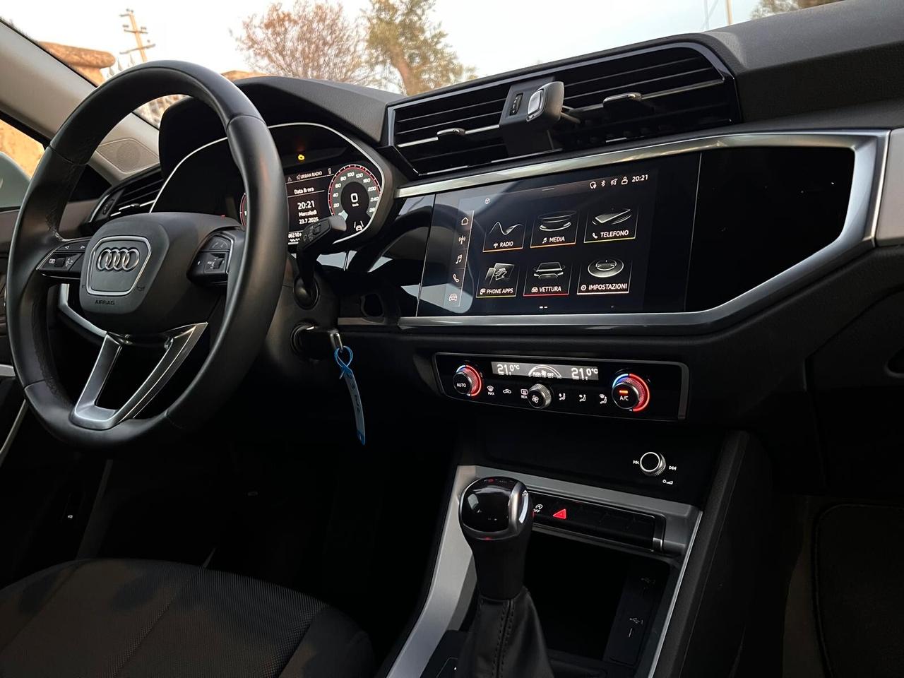 Audi Q3 SPB 35 TDI S tronic Business plus