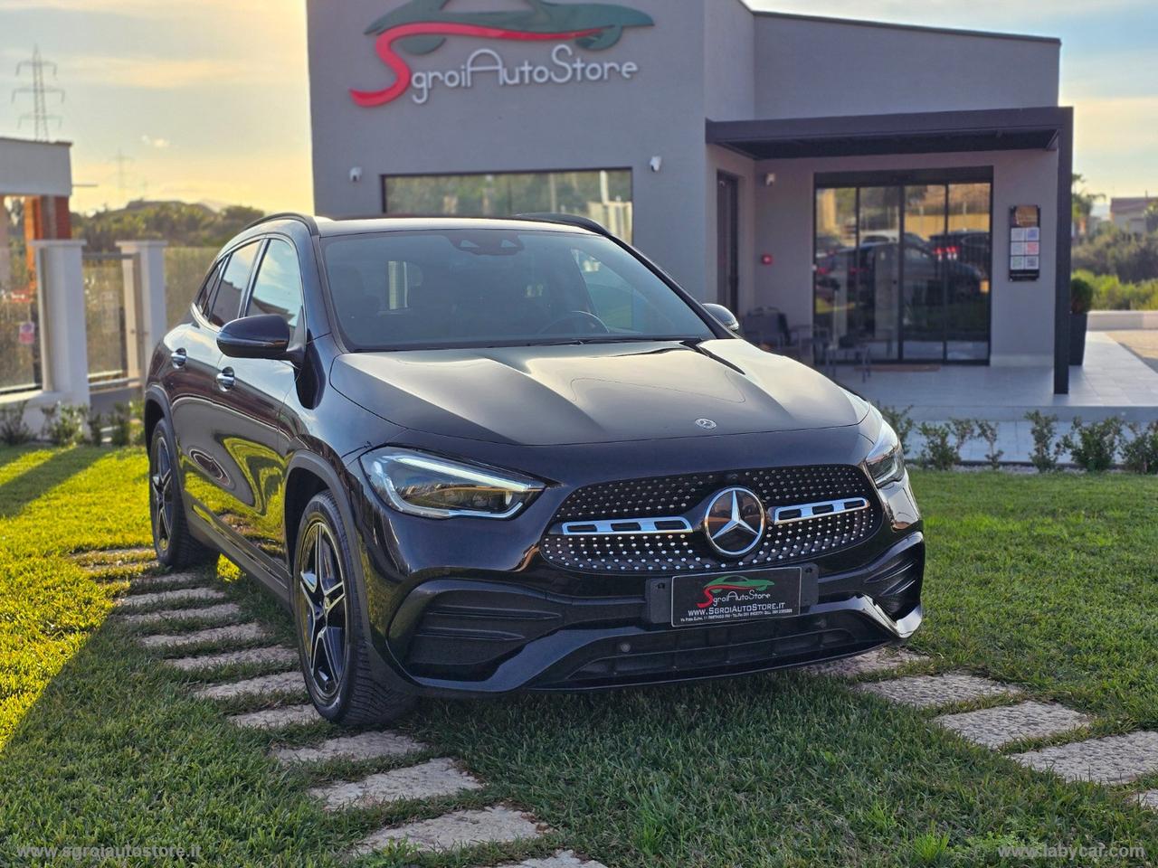 MERCEDES-BENZ GLA 200 d Automatic Premium