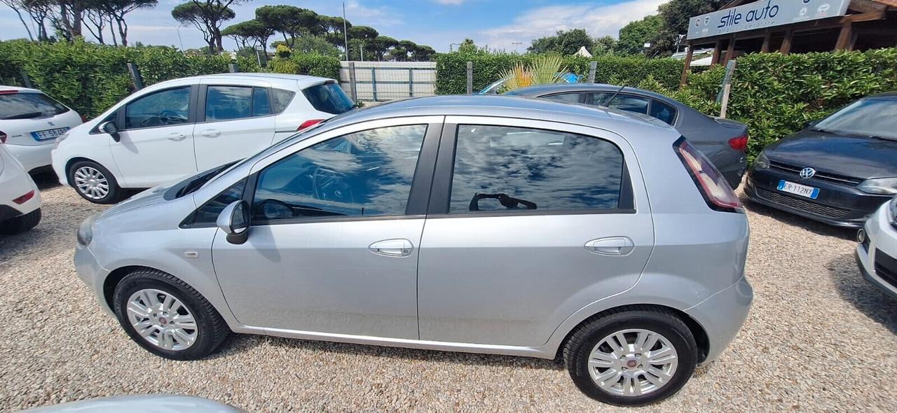 Fiat Punto 1.3 MJT II 75 CV 3 porte Lounge OK NEOPATENTATI !!!