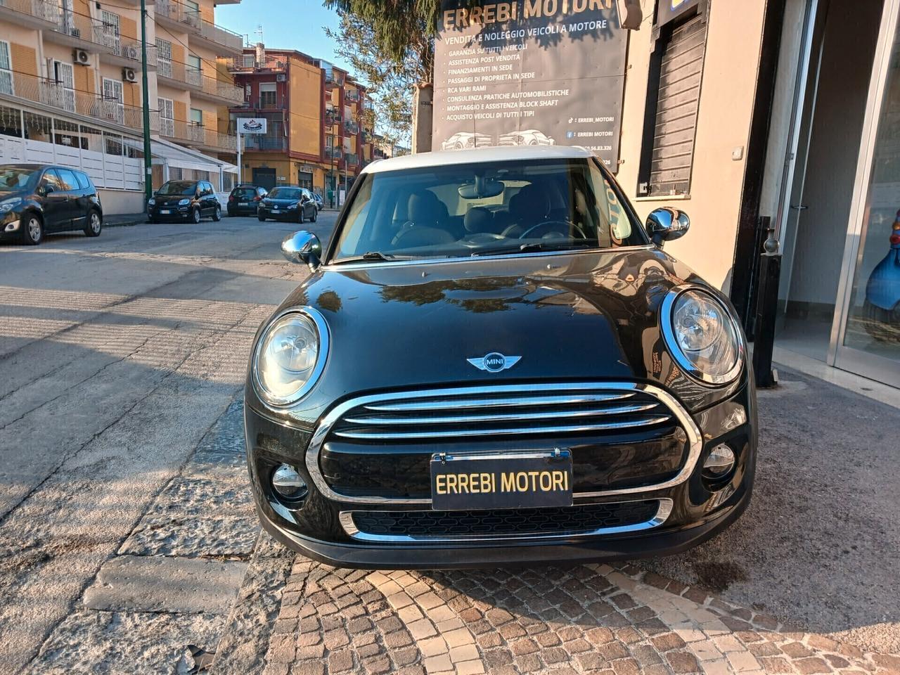 Mini 1.5 Cooper D 5 porte AUTOMATICO