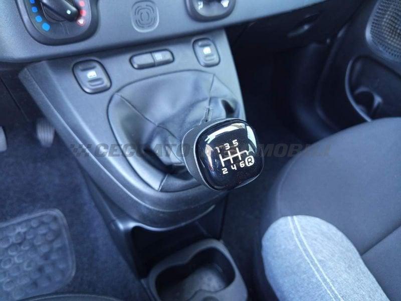 FIAT Panda Panda 1.0 firefly hybrid City Life s&s 70cv 5p.ti