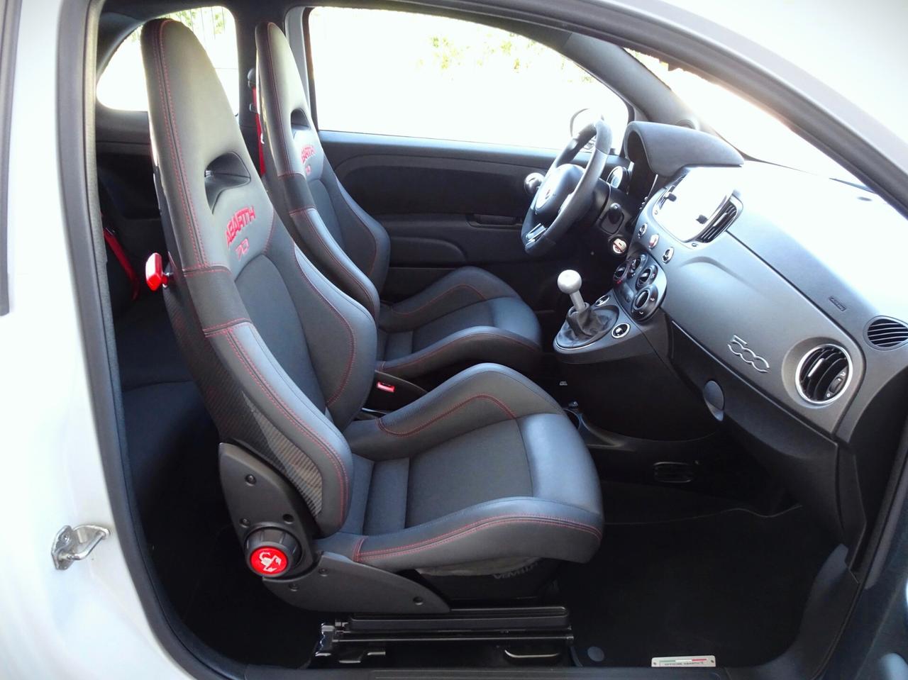 ABARTH 595 esseesse 70th 180CV AKRAPOVIC/CARPLAY
