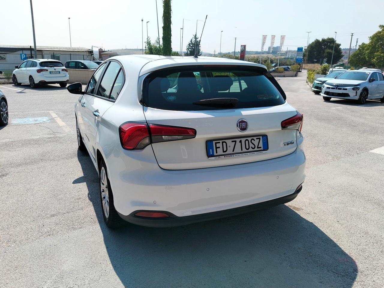Fiat Tipo 1.6 Mjt S&S 5 porte Easy