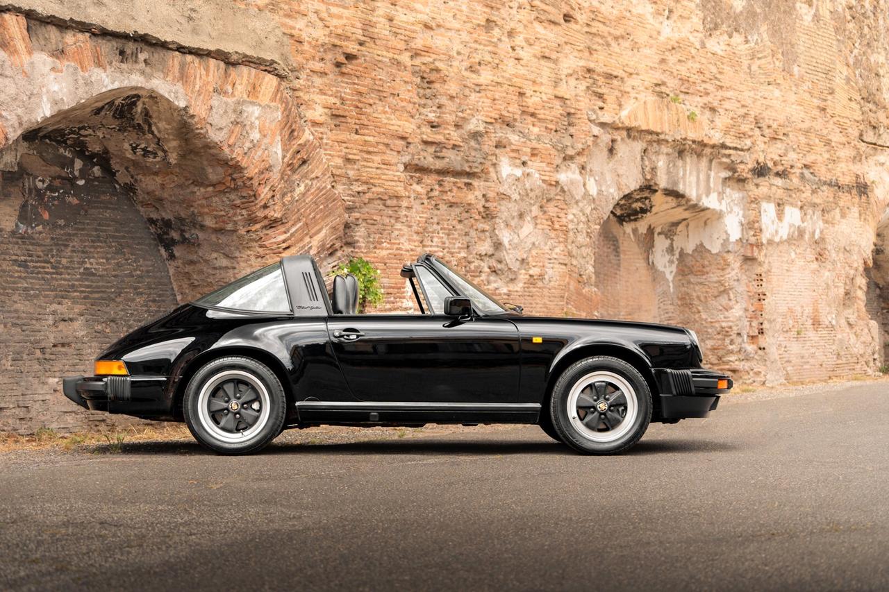 Porsche 911 Carrera 3.2 Targa 1989