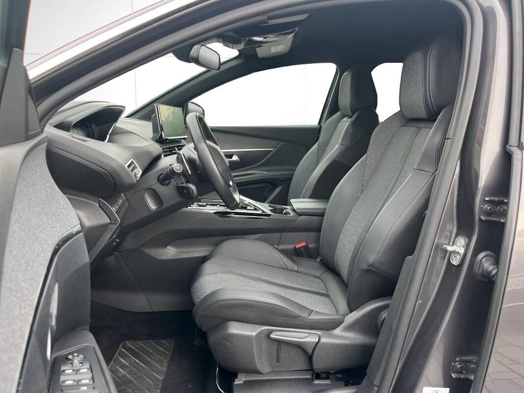 Peugeot 3008 II 1.6 hybrid4 phev Allure Pack 300cv e-eat8