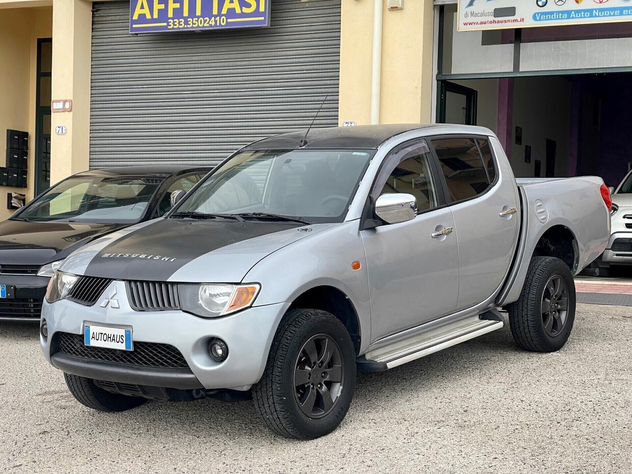 Mitsubishi L200 2.5 DI-D/136CV 4X4 DOPPIA CABINA