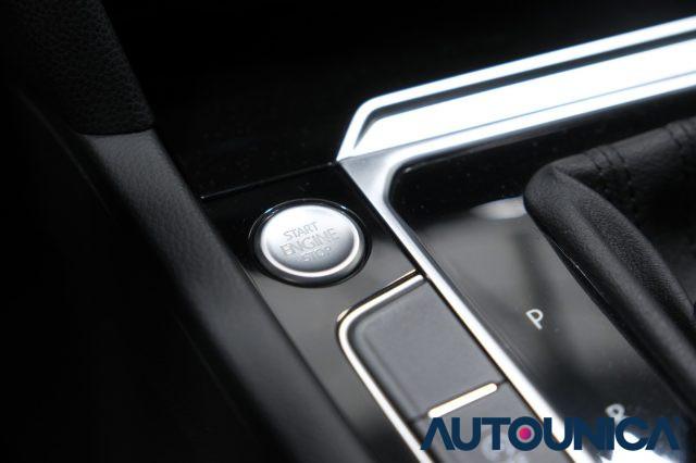 VOLKSWAGEN Passat Variant 2.0 TDI 190 CV DSG HIGHLINE BMT FARI LED