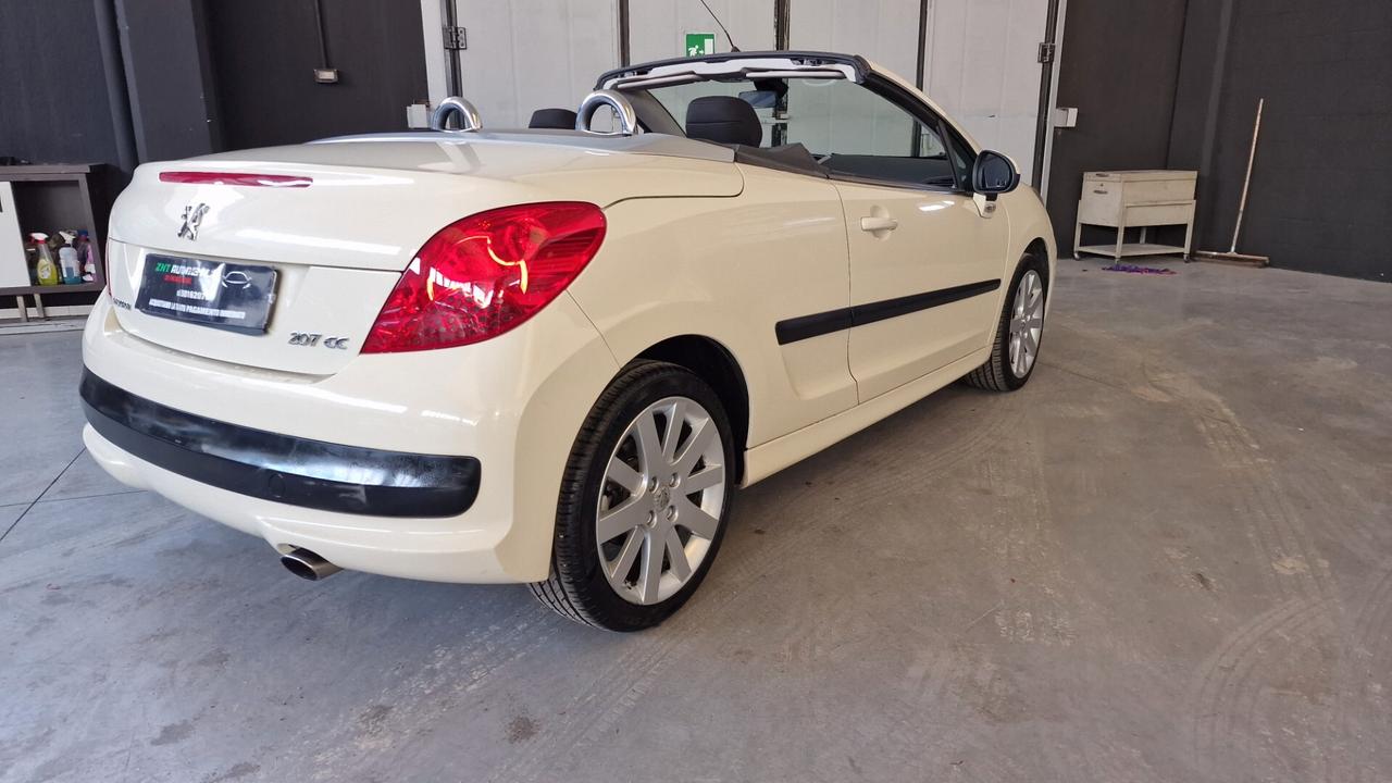 Peugeot 207 1.6 VTi 120CV CC Féline