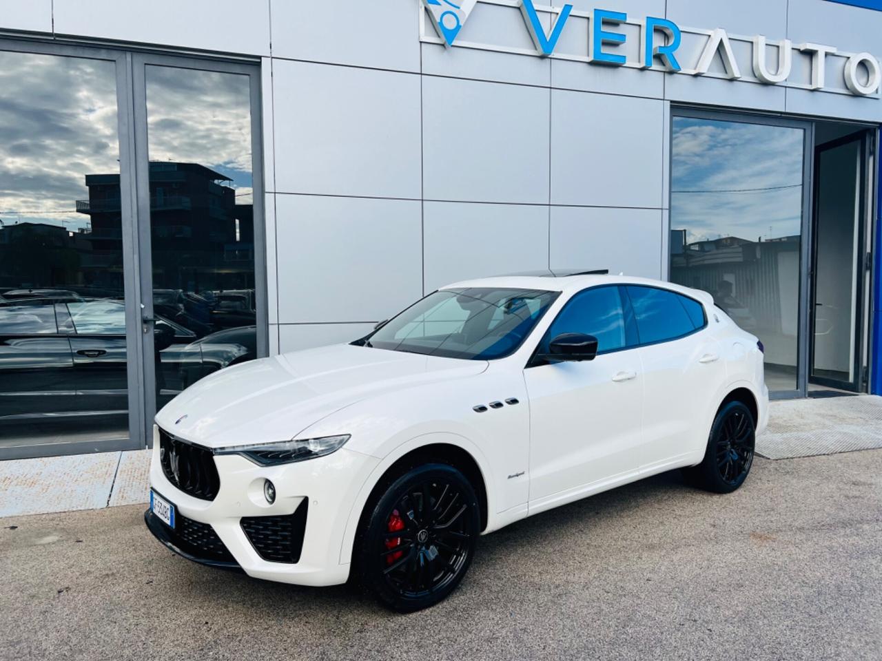 Maserati Levante V6 430CV SQ4 - possibilità leasing e noleggio no scoring