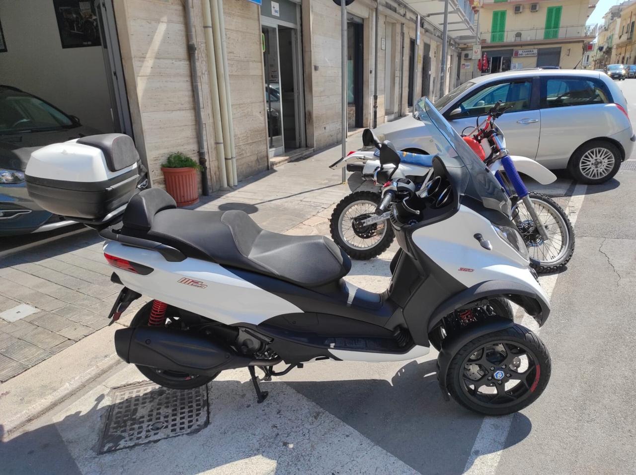 PIAGGIO MP3 350 SPORT ABS PATENTE B 4000KM 2019