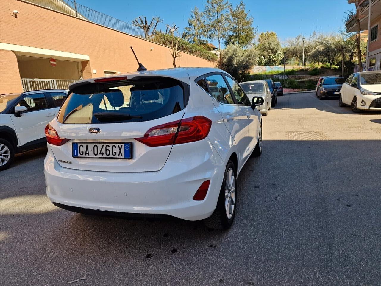 Ford Fiesta 75 CV GPL 5 porte Titanium ok neop. Ottimo stato
