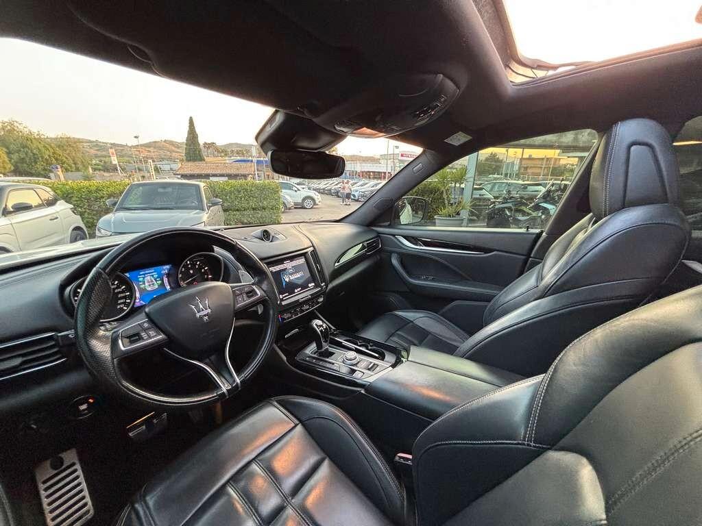 Maserati Levante V6 430 CV S AWD 2017/ KM 123.000 Tua a 379 Euro al mese