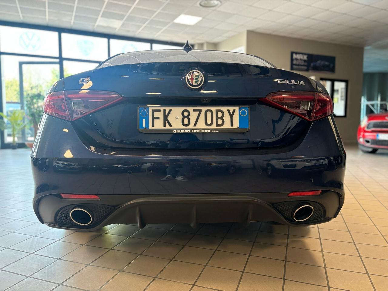 Alfa Romeo Giulia 2.2 Turbodiesel 210 CV AT8 AWD Q4 Veloce