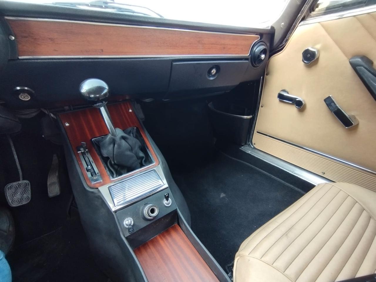 Alfa Romeo GT 1300 Unificata