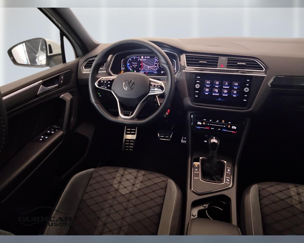 VOLKSWAGEN Tiguan II 2021 - Tiguan 2.0 tdi R-Line 150cv dsg