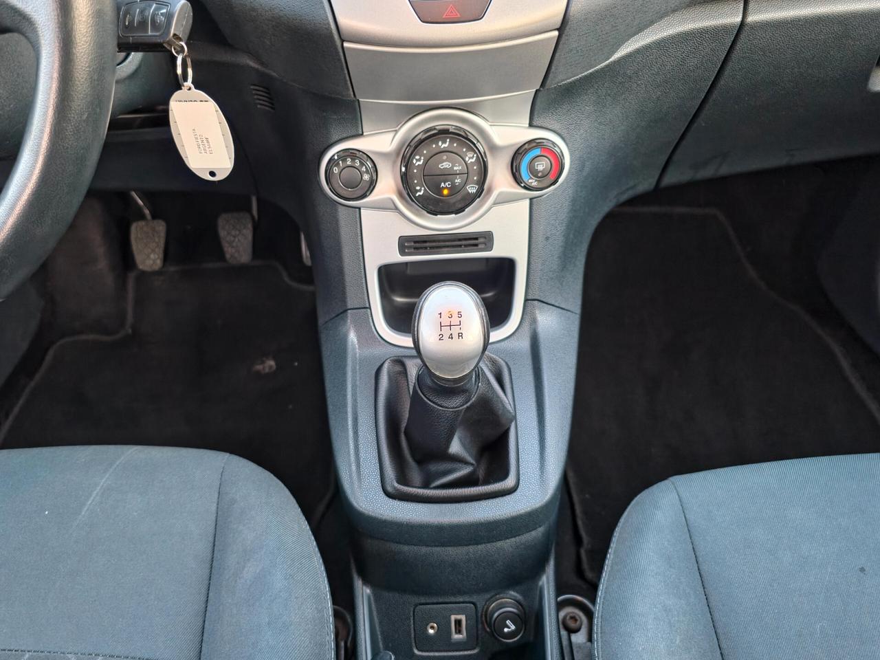 Fiesta 1.4 TDCi 70CV 5 porte Titanium E5 Manuale NEO 2012