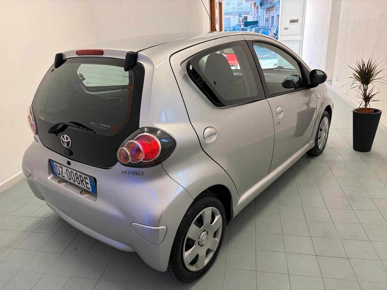 Toyota Aygo 1.0 IN PROMO CON GARANZIA 12 MESI