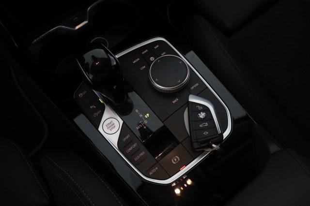 BMW 118 Serie 1 i 5p. Sport