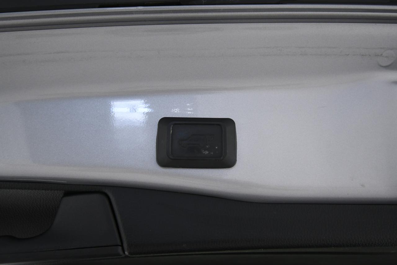 TOYOTA Rav4 2.5 vvt-ie h Dynamic 2wd 218cv e-cvt FULL LED+ACC+CAMERA