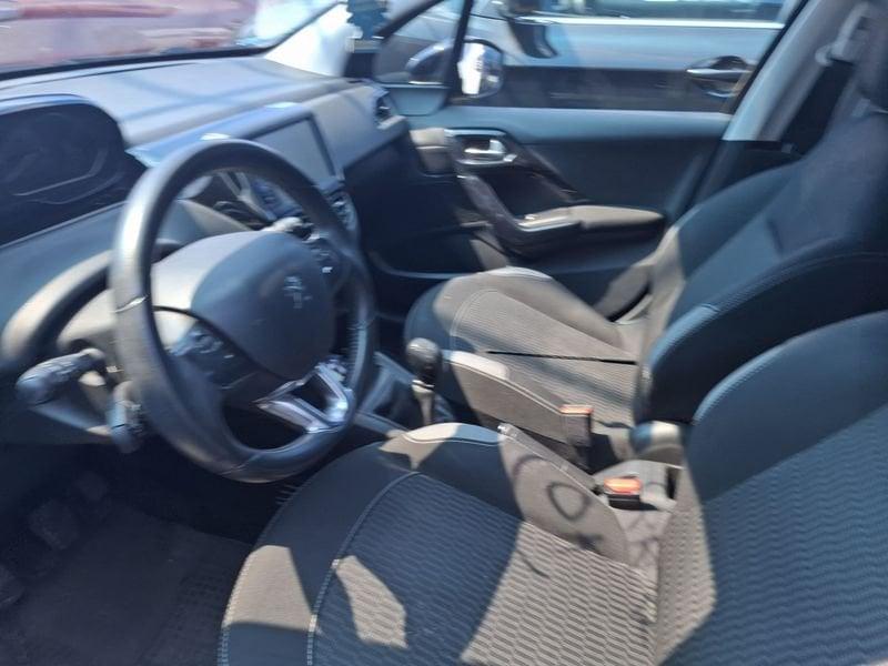 Peugeot 208 I 2015 5p 1.2 puretech Active 82cv