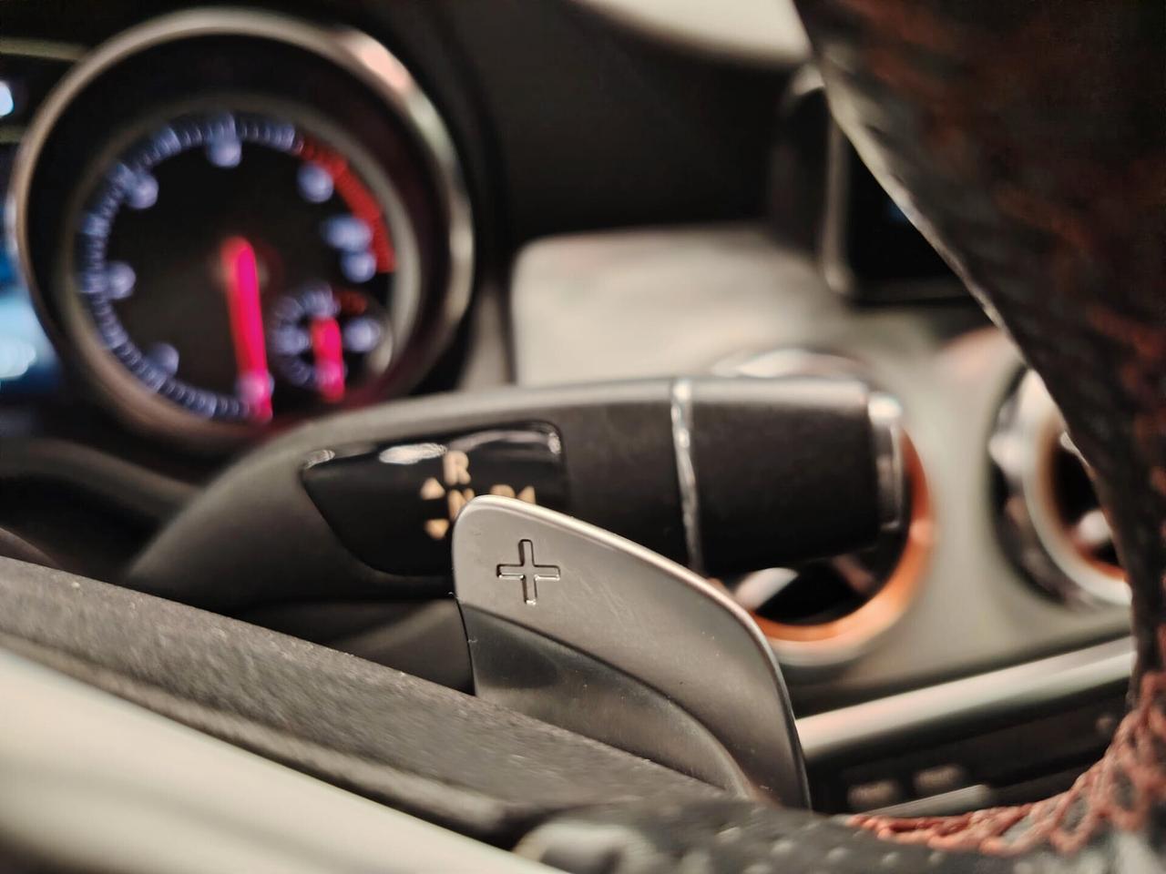 Mercedes-benz GLA 200 d Automatic Premium