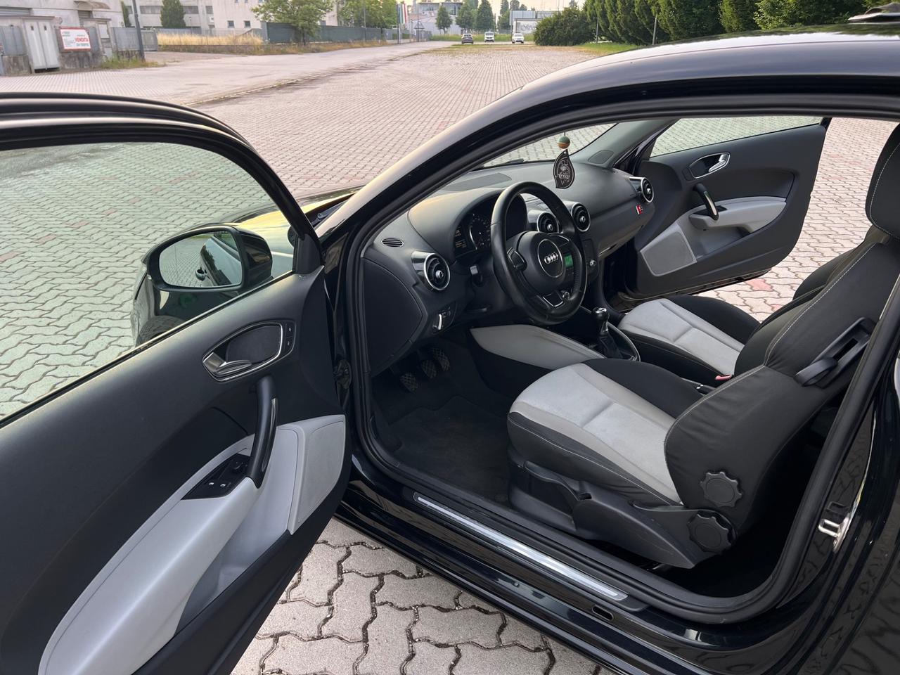 Audi A1 1.6 TDI 105 CV Ambition