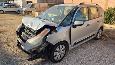 CITROEN C3 PICASSO 1.6 HDI 92 CV EXCLUSIVE 2011 EURO 5 INCIDENTATA € 900,00