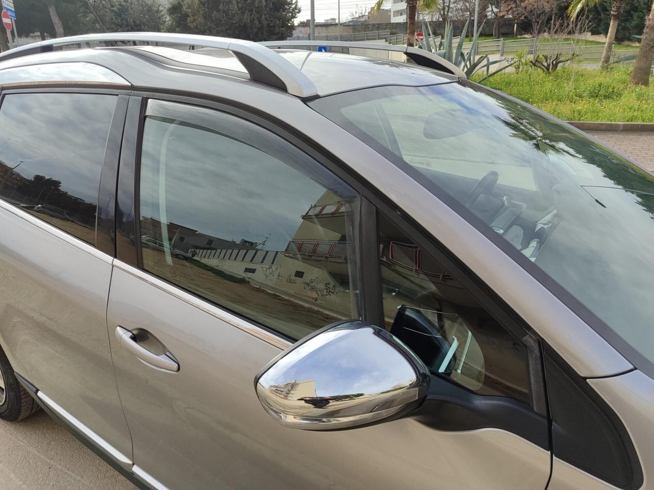 Peugeot 2008 1.6 BlueHDi 100 CV ALLURE 2016