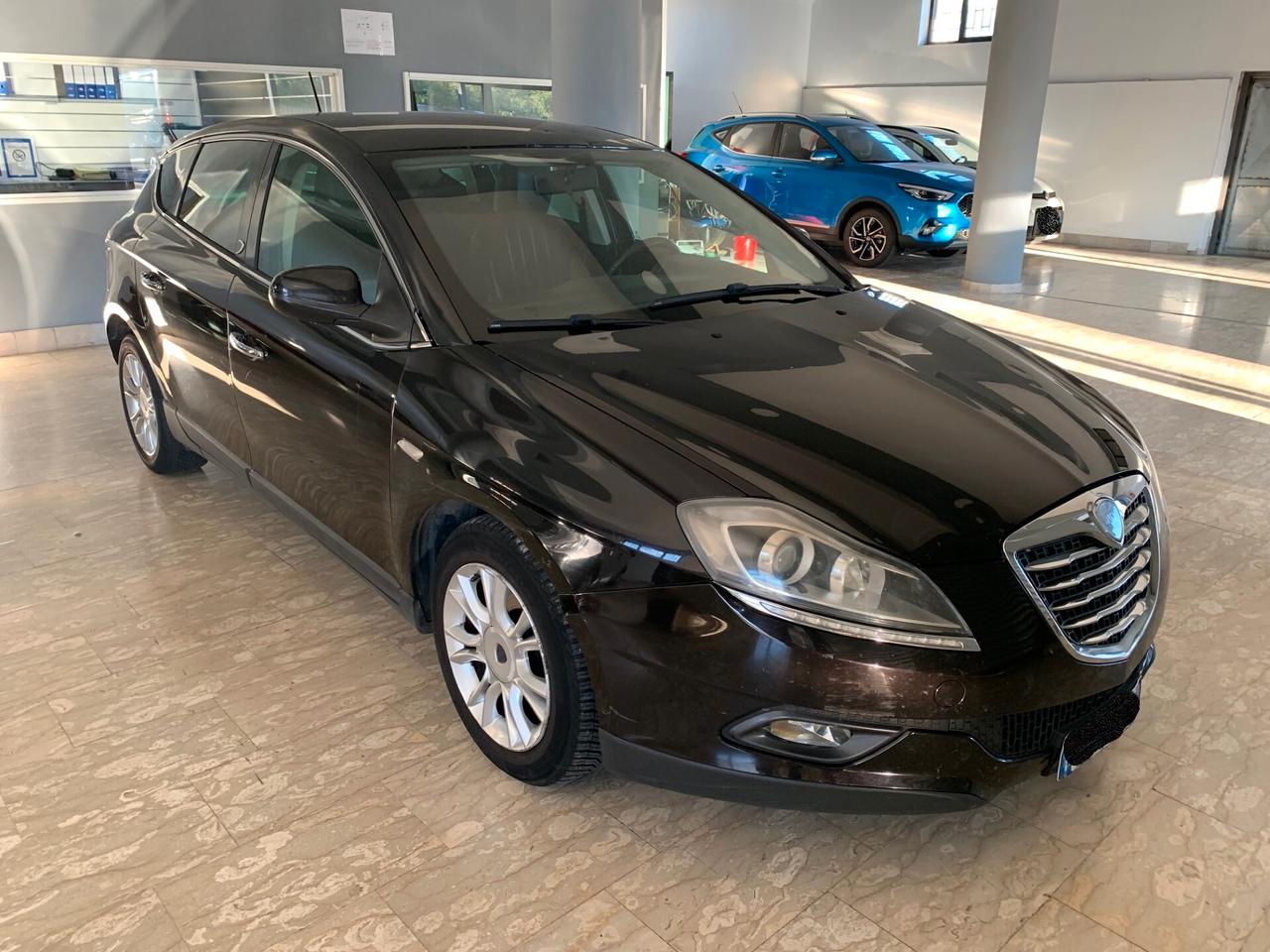 Lancia Delta 1.6 MJT DPF Gold