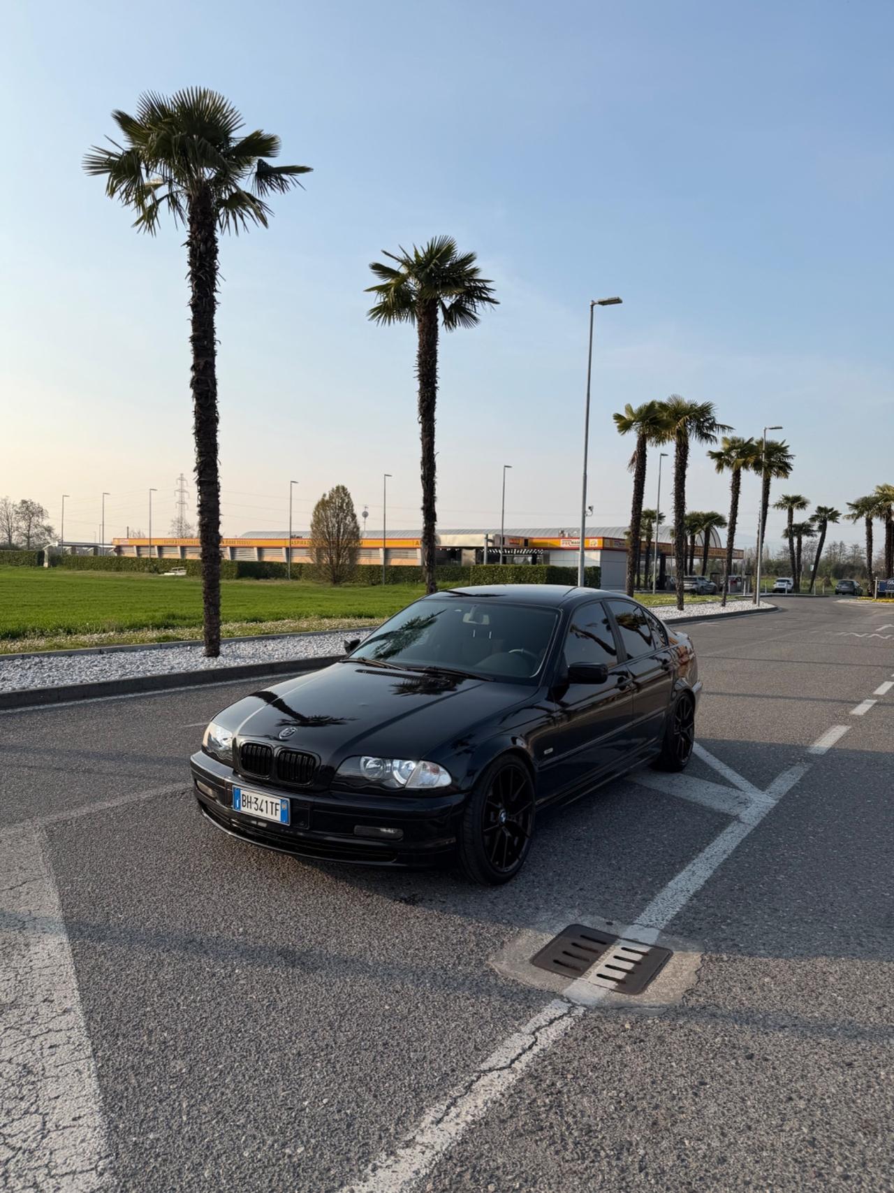 Bmw 323 323i cat 4 porte