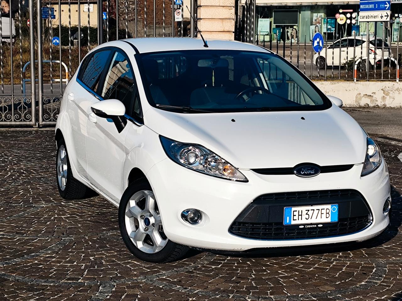 Ford Fiesta 1.4 TDCi 5p. Titanium