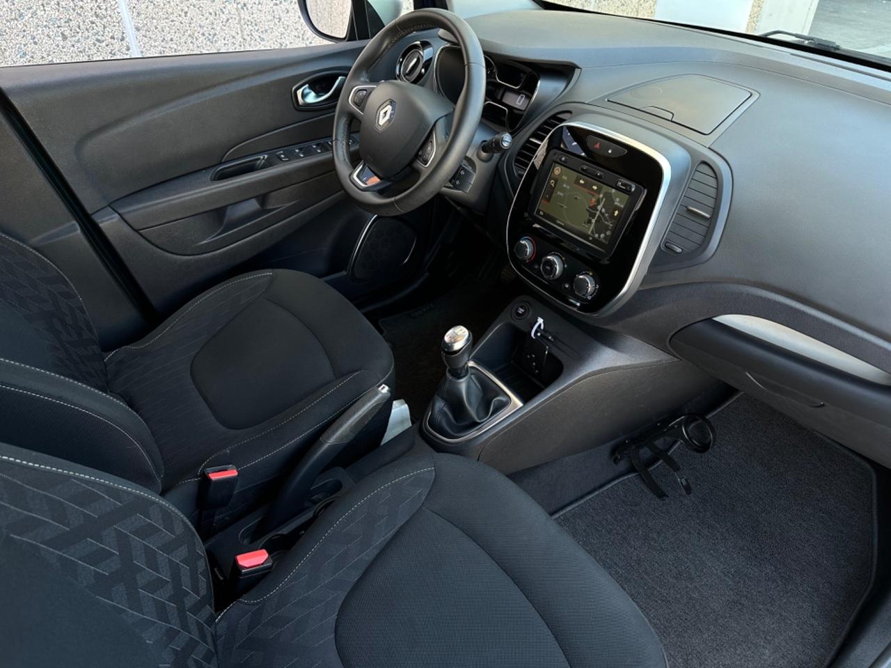 RENAULT CAPTUR TCE 90 EDITION LIMITED